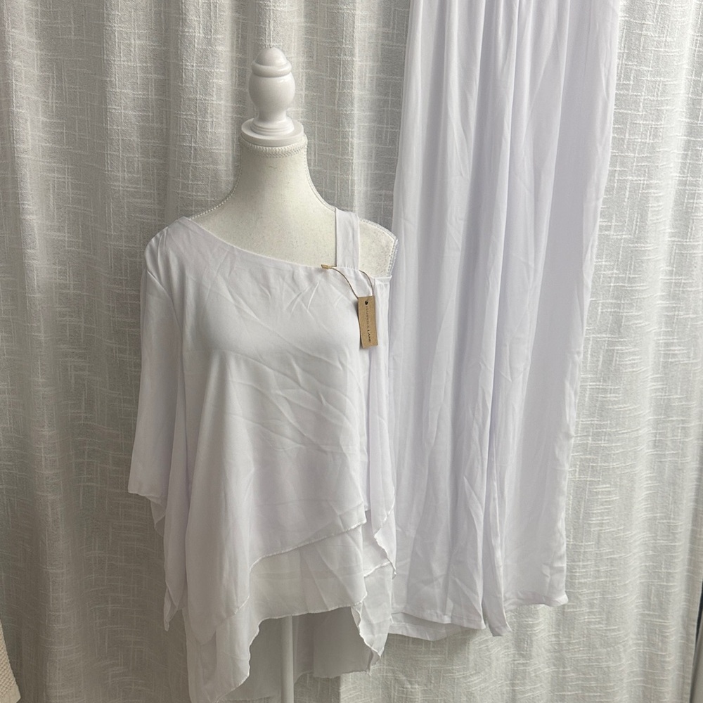 Harper Lane White Asymmetrical Top AND Pant NWT size M